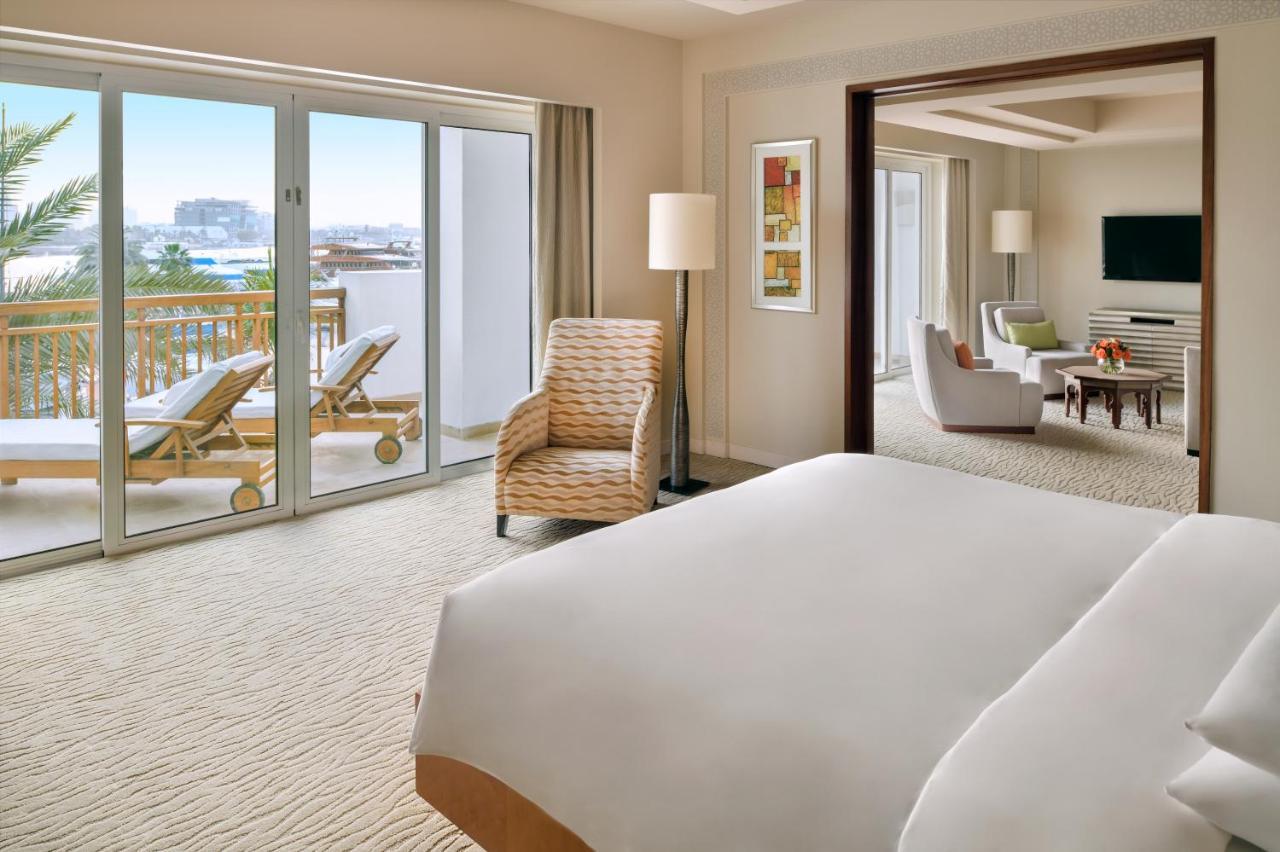 מלון Park Hyatt דובאי מראה חיצוני תמונה A suite at the Atlantis Resort